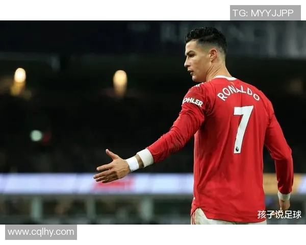 绰号刺客的足球明星如何在绿茵场上演绎传奇与荣耀的故事