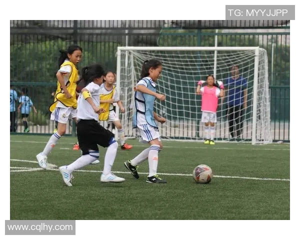 外号师奶的足球明星如何在绿茵场上展现独特魅力与风采